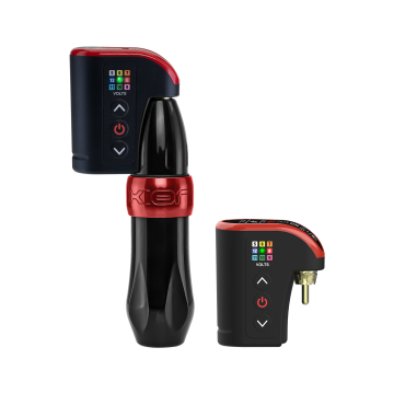 FK Irons Spektra Xion Rotary Maskin i svart/rubinröd & Darklab: Lightning Bolt Wireless RCA Battery Pack - dubbelpaket